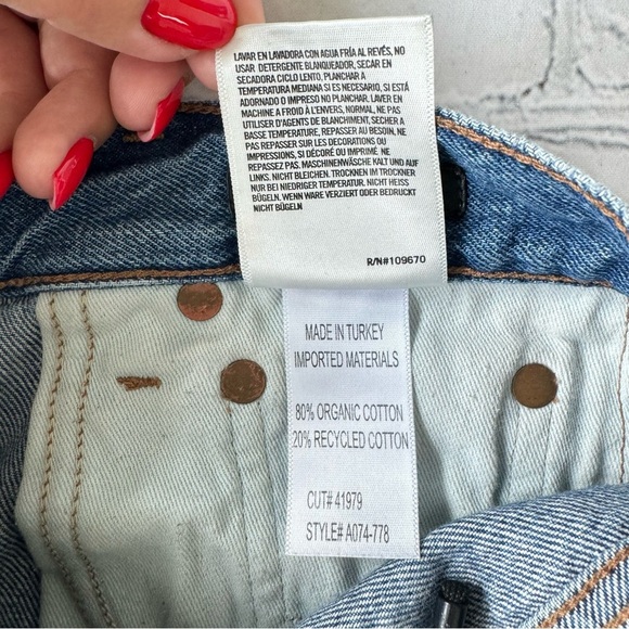 Agolde Women blue distressed Feel Good high waist buttoned jeans size 24 - Picture 10 of 10